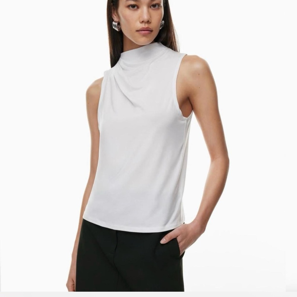 Babaton “Boardroom Top”